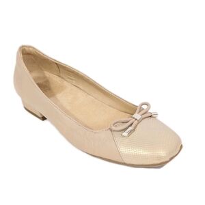 Naturalizer Gertie Ballet Flat sz 8.5 Women Slip on Leather Shoes classic style